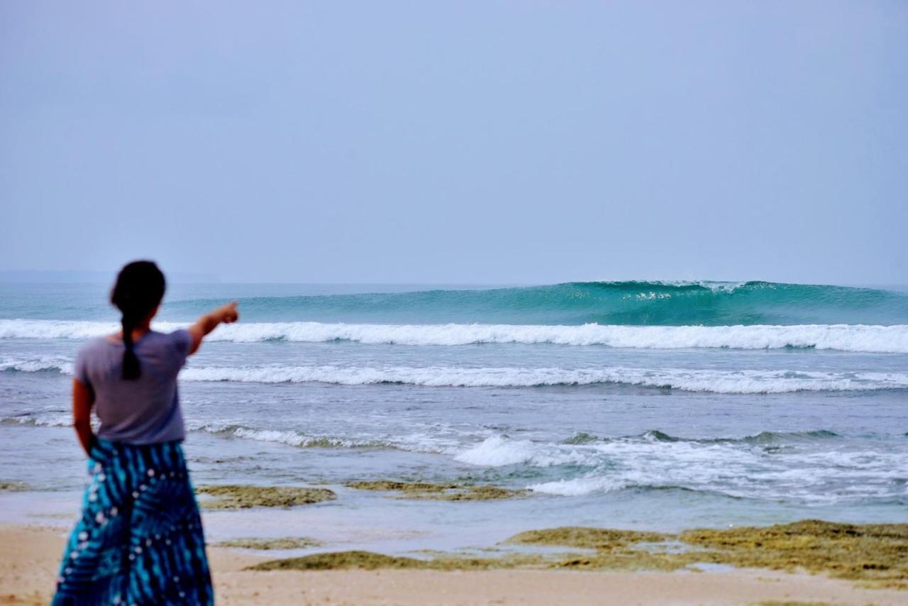 Simeulue Surflodges Lasikin المظهر الخارجي الصورة
